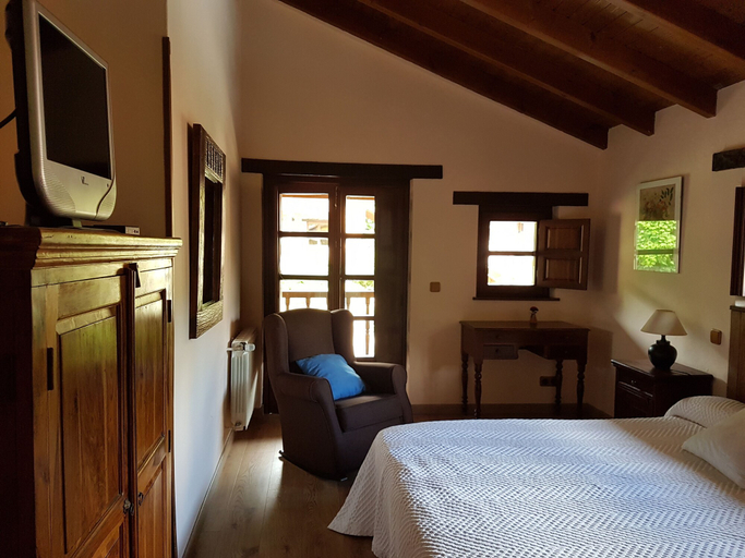 Bedroom 3, Alojamientos Rurales Valle de Bueida, Asturias