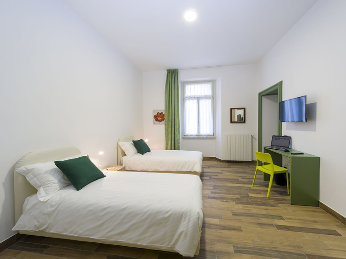 Bedroom 4, La Nostra Casa in Centro, Lecco