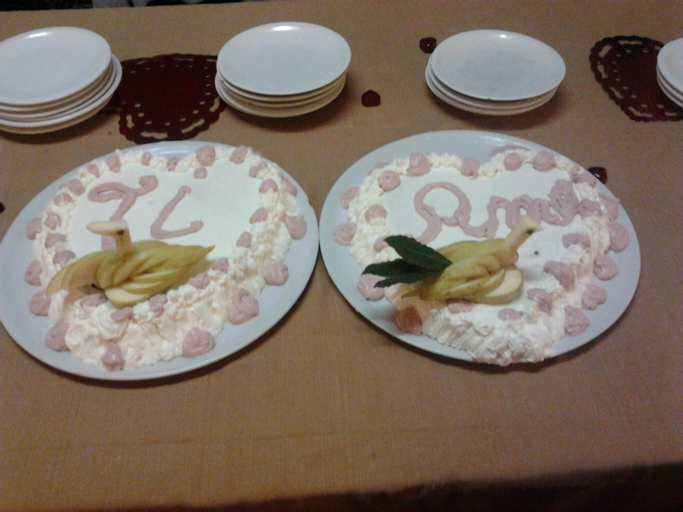Food & Drinks 7