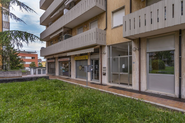 Exterior & Views 2, Zia Dina Apartment, Udine