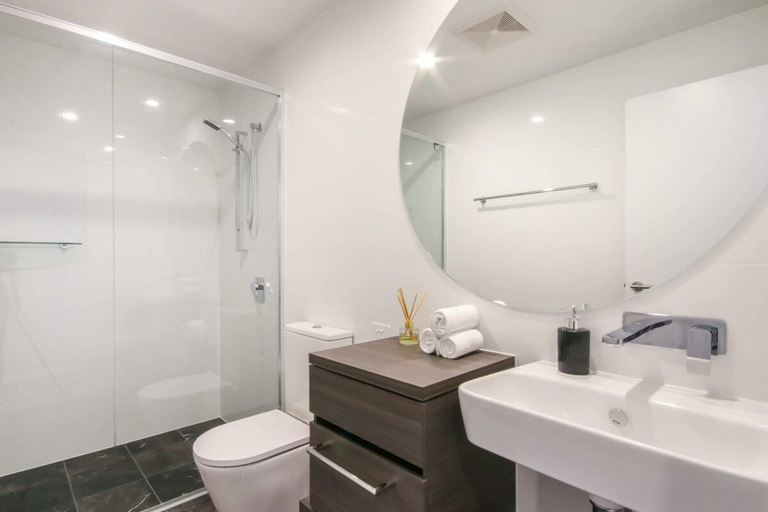 Bathroom, Luxurious 2 Bedroom Brand New Apartment With Amazing Hinterland Views, Gold Coast