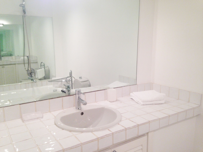 Bathroom 5, The One Prati Rooms, Roma