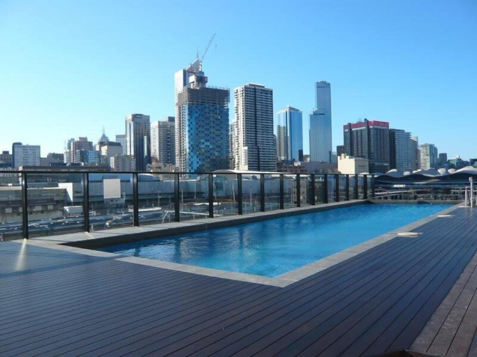 Sport & Beauty, Royal Stays Apartments Docklands, Melbourne