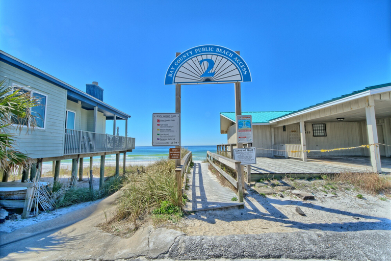 Exterior & Views 2, Aqua View Motel, Bay
