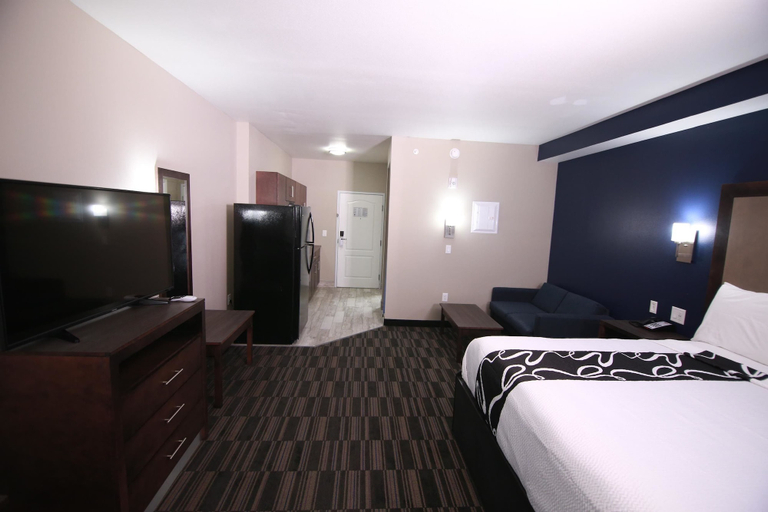 Bedroom 4, Home Inn and Suites, Shelby