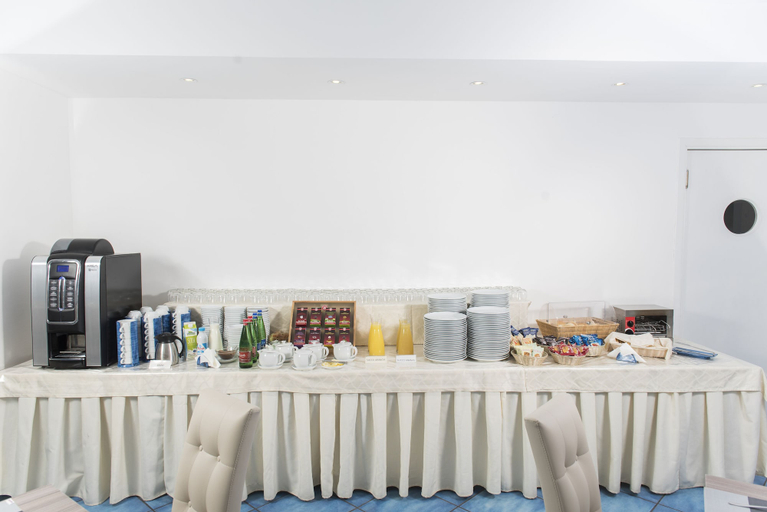 Food & Drinks 5, Hotel Sole Splendid, Salerno