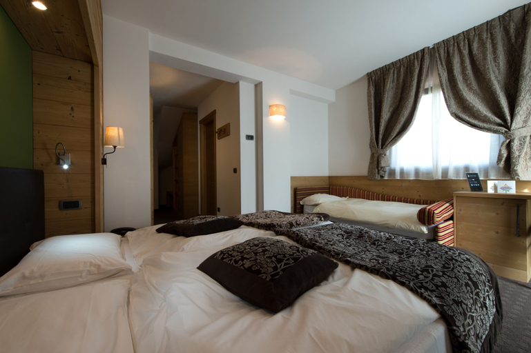 Bedroom 2, Vedig, Sondrio