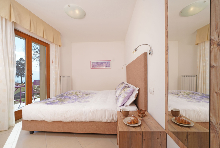 Room 4, Villa delle Querce, Brescia