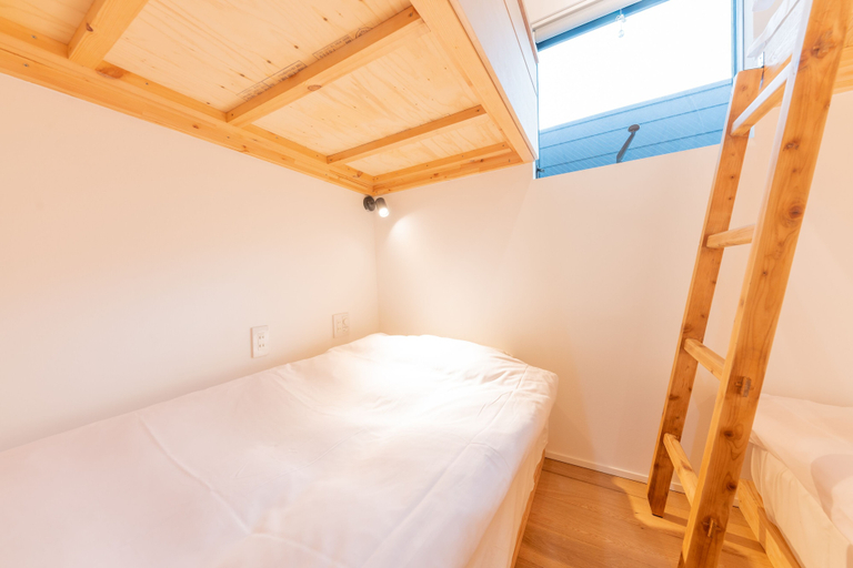 Bedroom 2, Gora Base A, Hakone