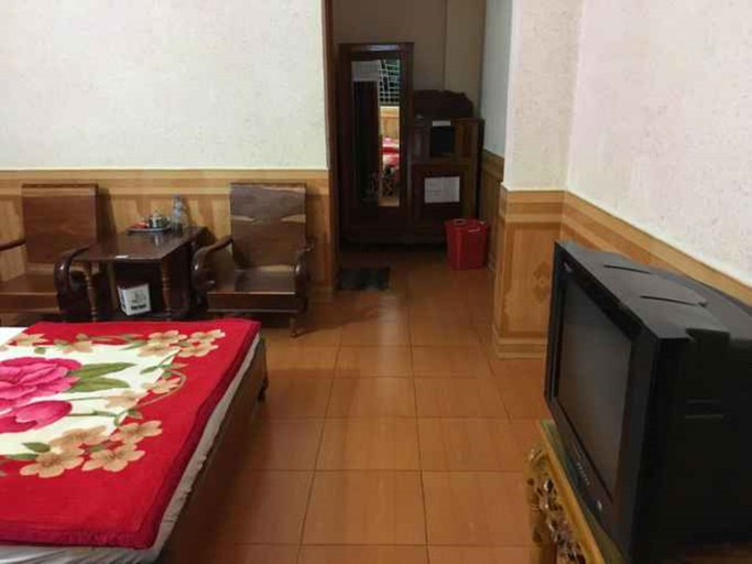 Bedroom 2, Thanh Binh Hotel Pleiku, Pleiku