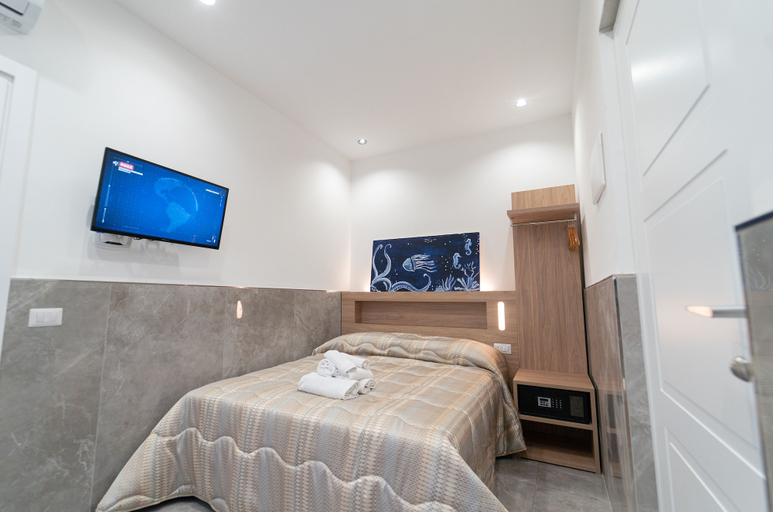 Bedroom 3, H. G. Boutique Toledo Napoli Centro by ClaPa Group Dislocated Hospitality, Napoli