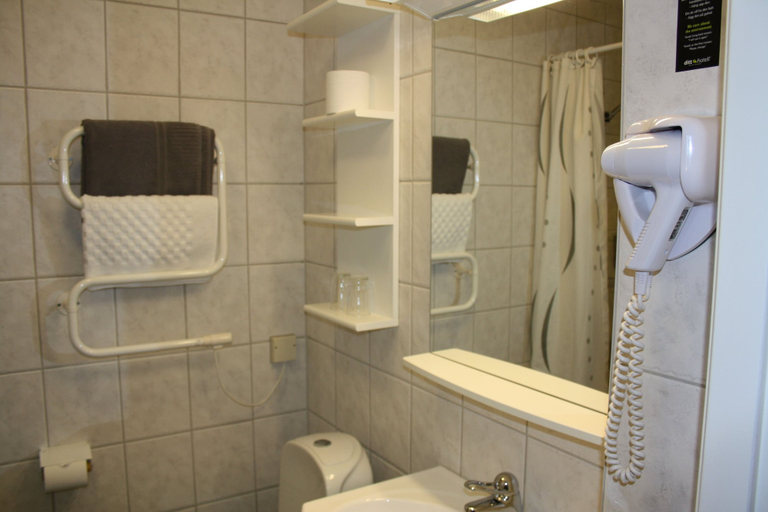 Bathroom 4, First Hotel City Eskilstuna, Eskilstuna