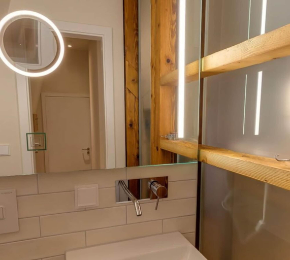 Bathroom 4, Boutique Hotel Grüner Zweig, Erzgebirgskreis