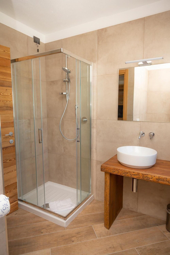 Bathroom 4, Hotel Gran Roc, Torino