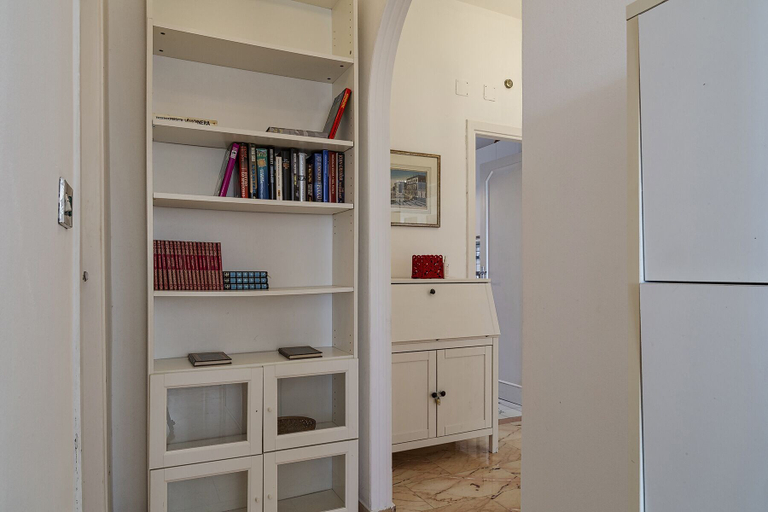Others 5, Homey Seaview Apartment, Genova
