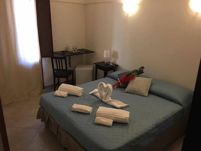 Bedroom 3, Ro.Ri Rooms, Trapani