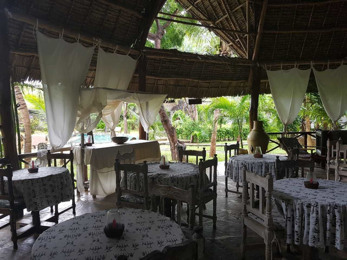 Food & Drinks 5, Marine Holiday House, Malindi