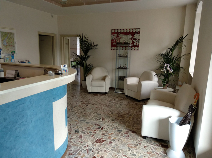 Others 5, Albergo Grifone 1891, Verona