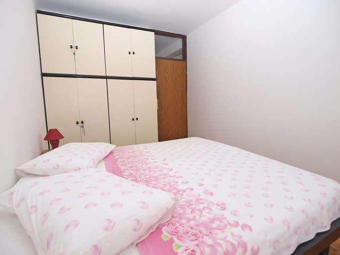 Bedroom 2, Apartment 914, Medulin