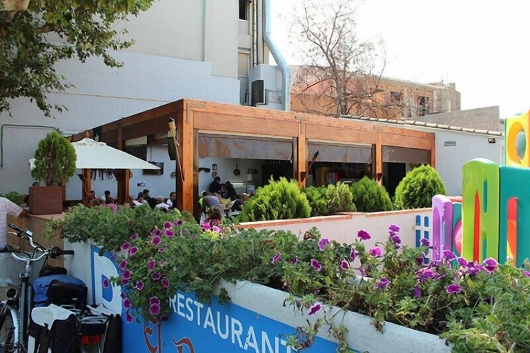 Exterior & Views, Hostal Emporda, Girona