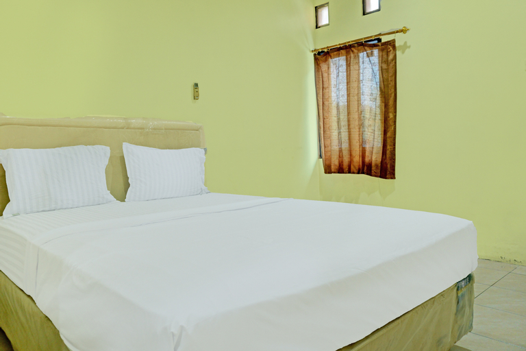 Bedroom 3, SPOT ON 92400 Dhaha Kost Syariah, Kediri