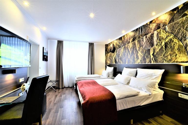 Ascot Hotel, Remscheid