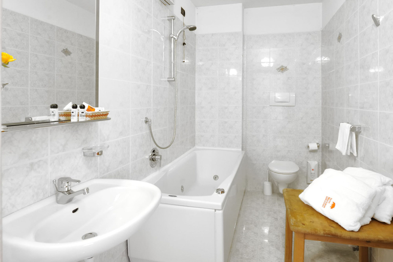 Bathroom 4, Hotel Montana, Trento