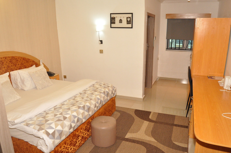 Bedroom 3, Ne-Yo Hotel And Suites, Oshimili North