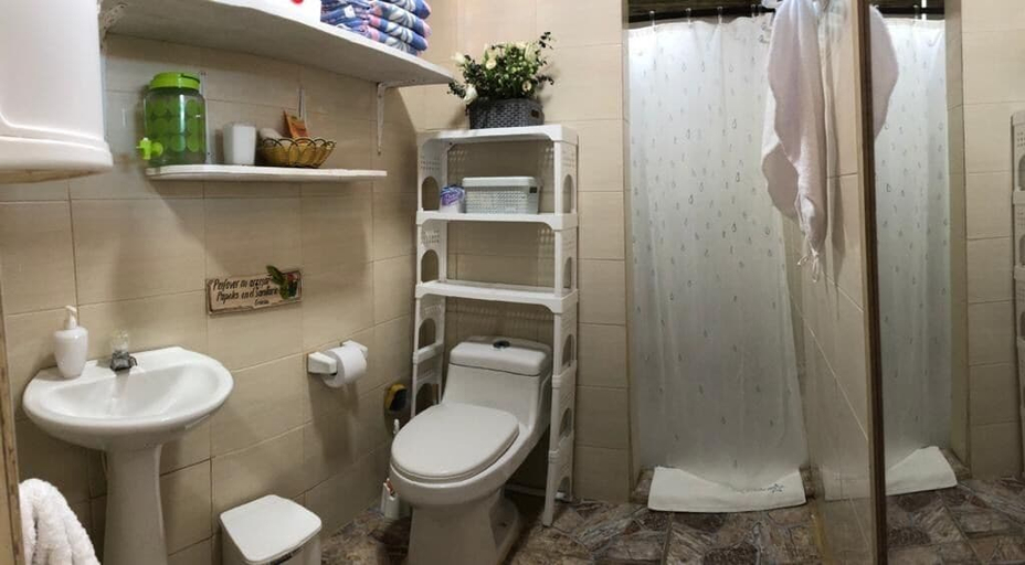 Bathroom 3, Antares del Mar, Arboletes