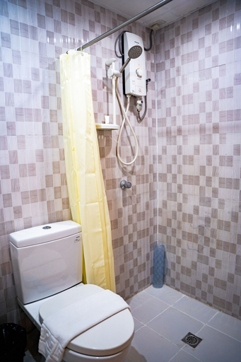 Bathroom 4, Chambre Hotel Mactan, Lapu-Lapu City