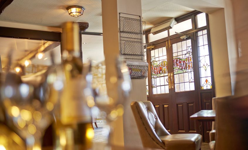 Food & Drinks 5, Angel Inn Hotel, Worcestershire