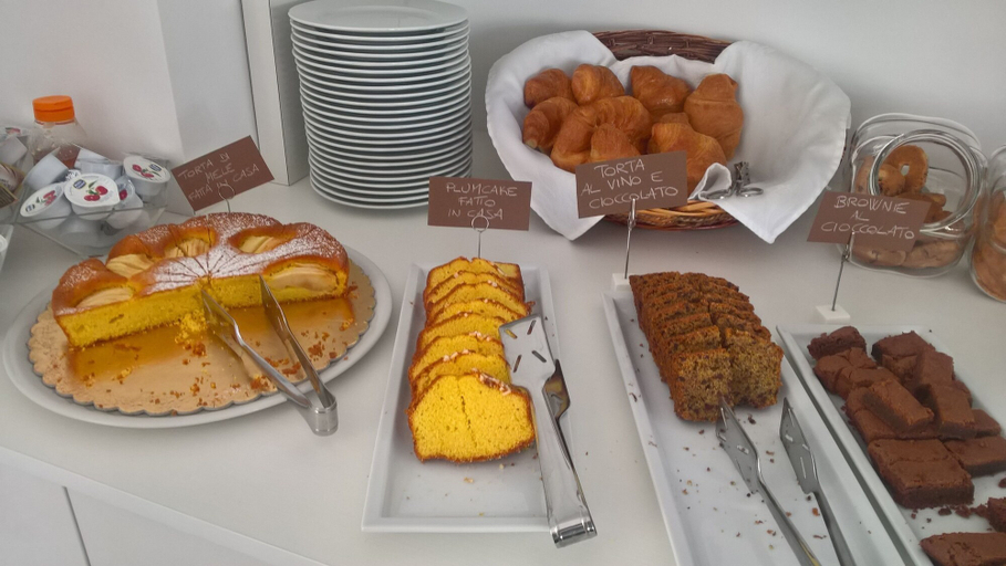 Food & Drinks 5, Hotel Houston Suites, Rimini