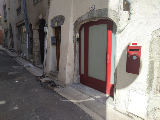 Exterior & Views 2, Les insolites de Champeix, Puy-de-Dôme
