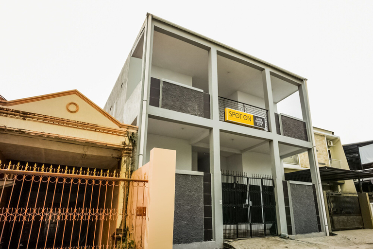 Exterior & Views 2, OYO 2277 Lulu Homes, Gowa