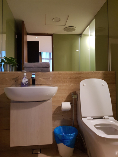 Bathroom 4, Go Home Vortex KLCC, Kuala Lumpur