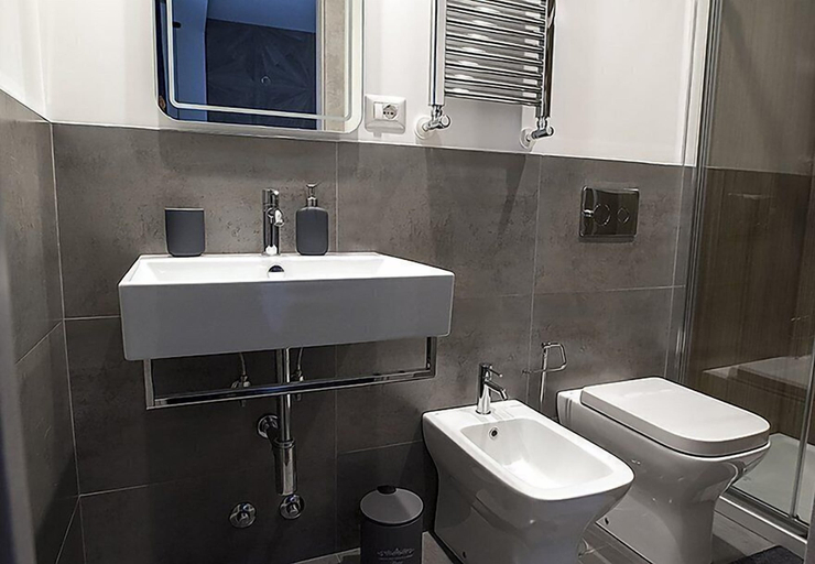 Bathroom 5, My Love Suite, Roma