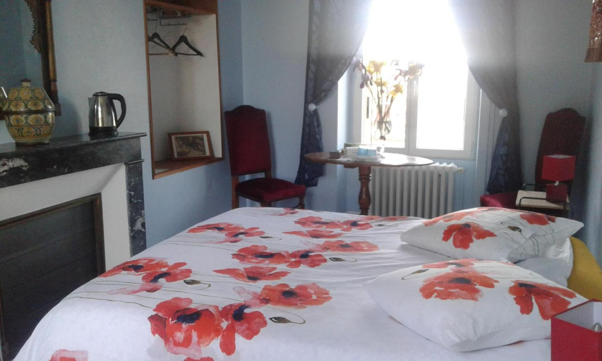 Bedroom 2, L'Isle de Bourbon, Vendée