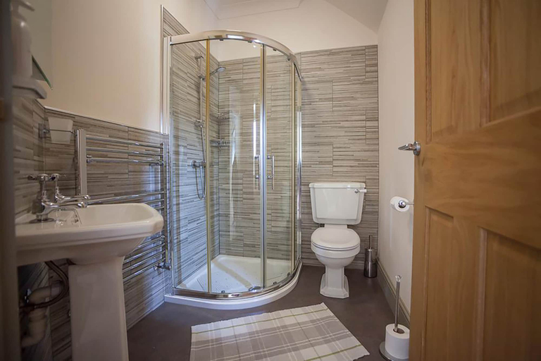 Bathroom 4, Linnet House, Shropshire, Shropshire