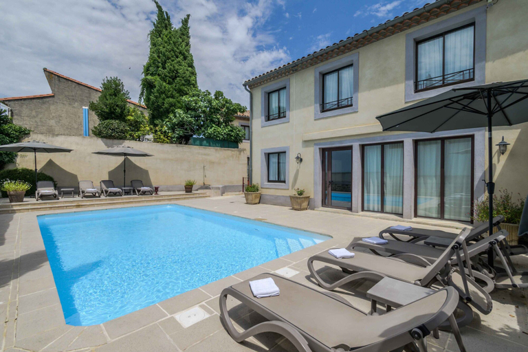 Sport & Beauty 5, Hotel l'Aragon, à 50m de la cité de Carcassonne, Aude