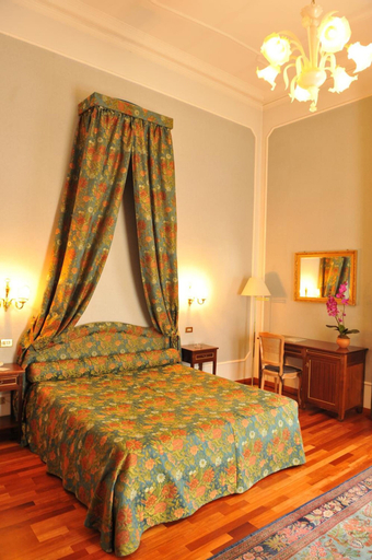 Bedroom 3, Grande Albergo Quattro Stagioni, Rieti