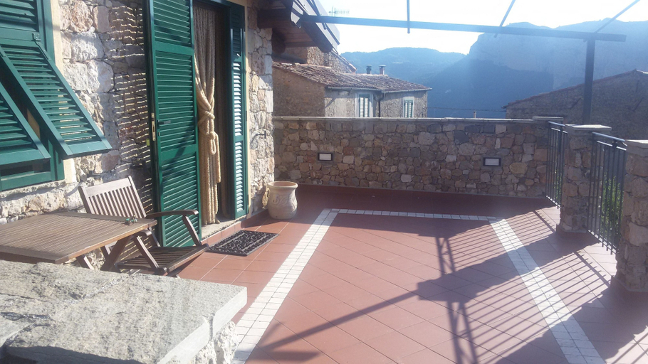 Others 4, Locanda dei Boi, Imperia