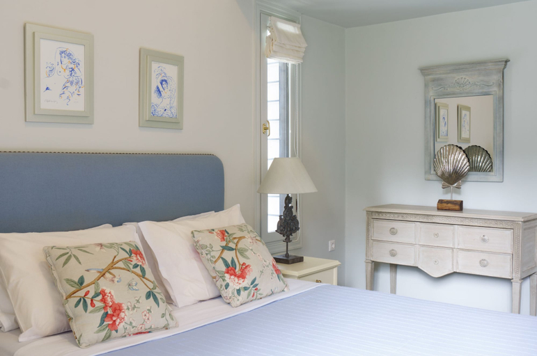 Bedroom 3, halu! Private Chic Villa w Pool, Central Macedonia