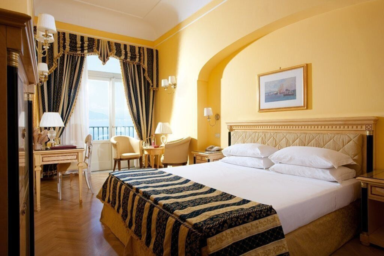 Bedroom 3, Imperial Hotel Tramontano, Napoli