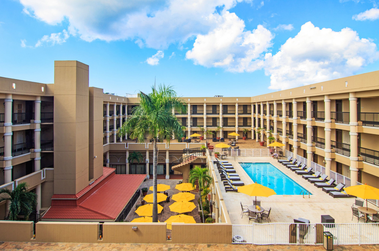 Exterior & Views 1, Windward Passage Hotel, Charlotte Amalie