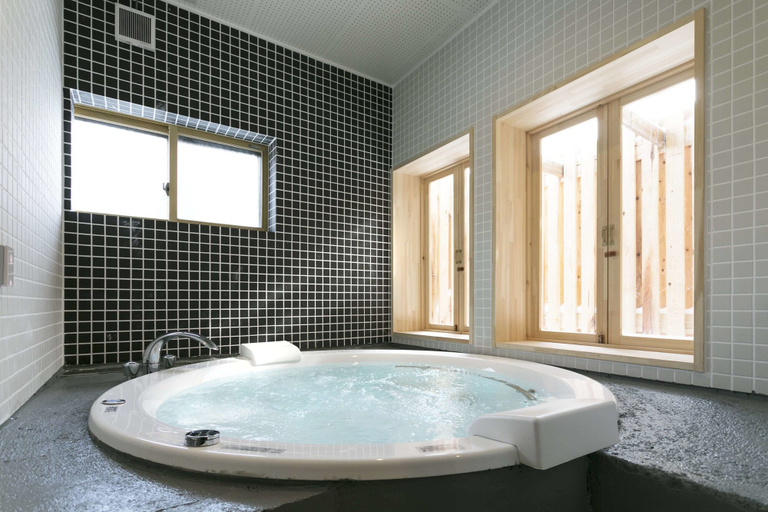 Bathroom 5, Hakuba Hatago Maruhachi, Hakuba