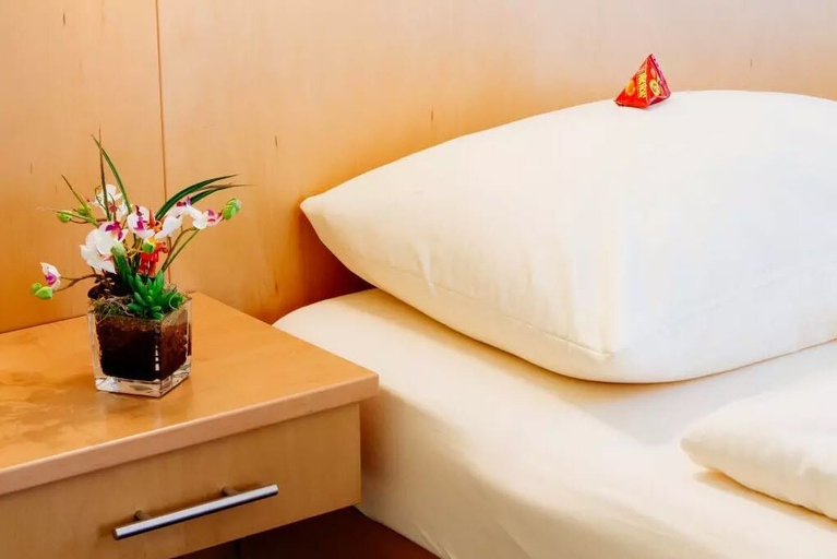 Bedroom 3, Hotel Graf Lehndorff, München