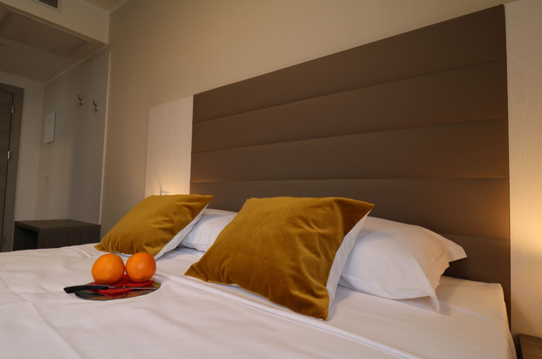 Bedroom 2, BLU HOTEL 4 4 S.R.L., Milano