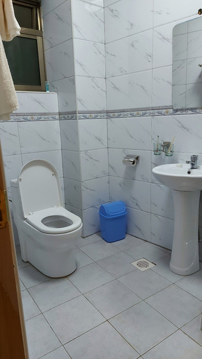 Bathroom 4, Asamar Country Resort, Rwampara