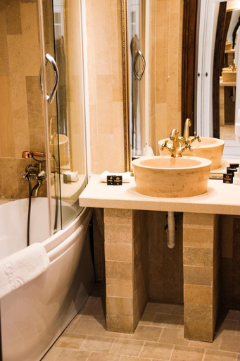 Bathroom 5, SunGarden Golf & SPA Resort, Baciu