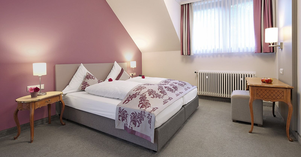 Bedroom 4, Köhlichs Paradeismühle, Miltenberg
